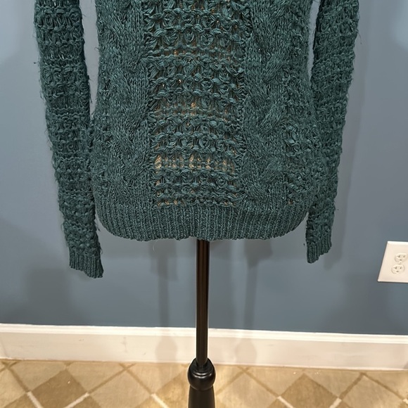 Pins And Needles sweater size small women’s - Picture 3 of 7